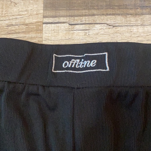 Forever 21 Offline Ribbed Stretch Shorts - Picture 2 of 4